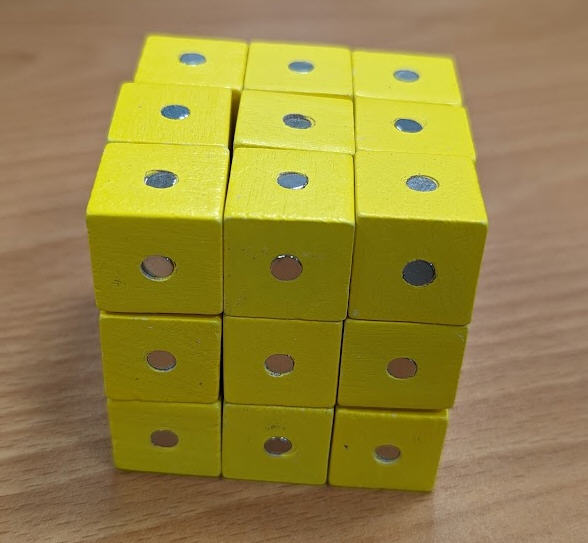 磁性正方體積木 : Magnetic Wooden Blocks